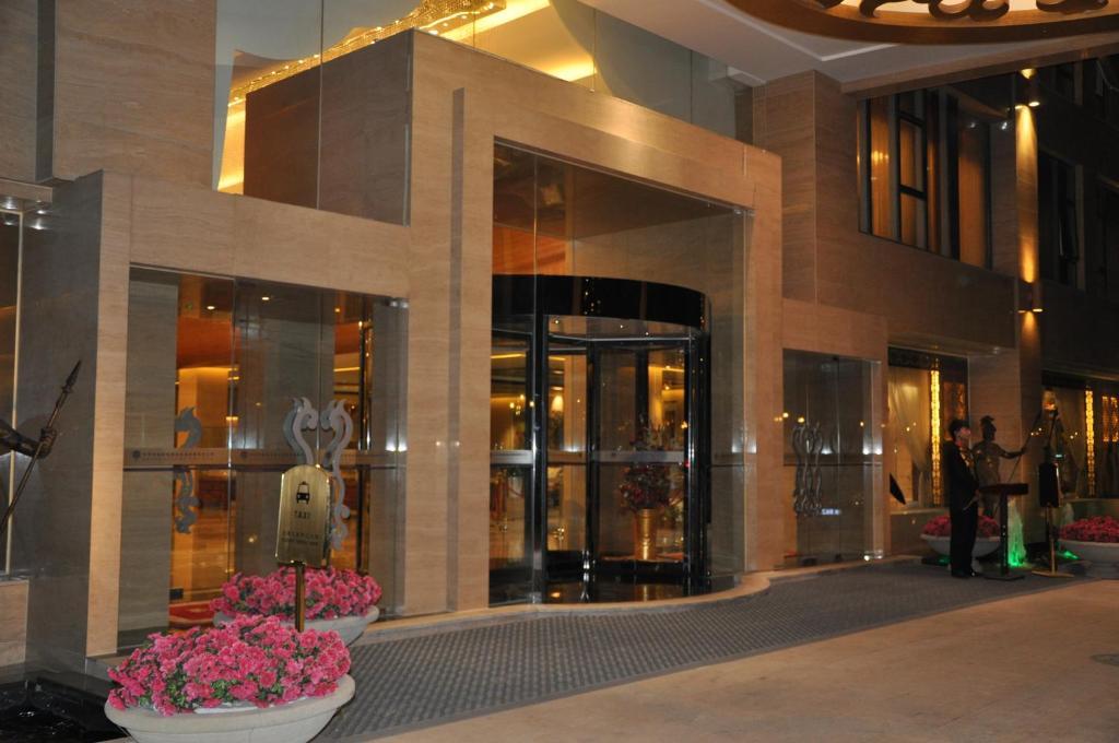 Beijing Palace International Hotel Пекин Экстерьер фото